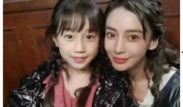 娱乐圈吃瓜爆料恋情,甜蜜瞬间引发热议